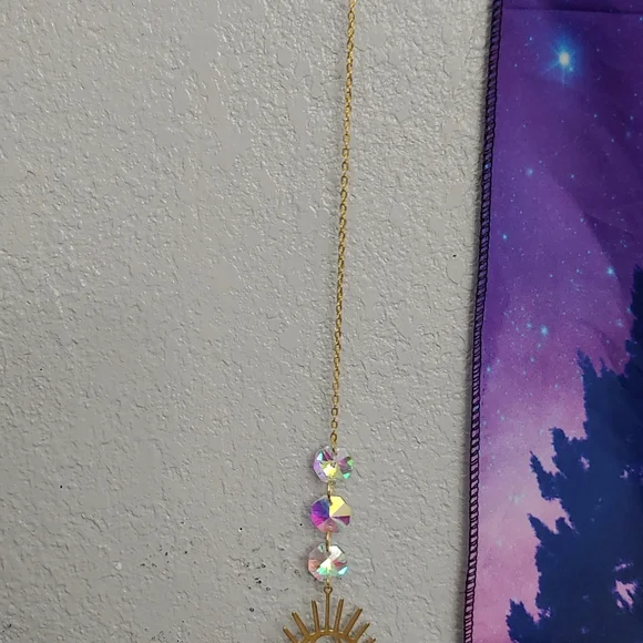 Crystal Eye Sun Catcher - Picture 5 of 6